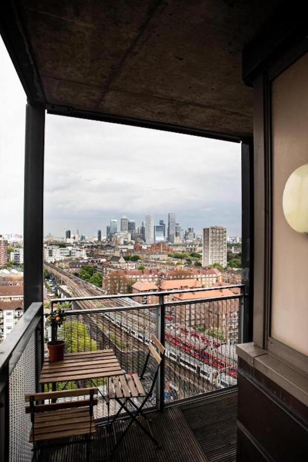 Whitechapel Two Bedroom Luxury Apartment - Free Private Parking - City Views 런던 외부 사진